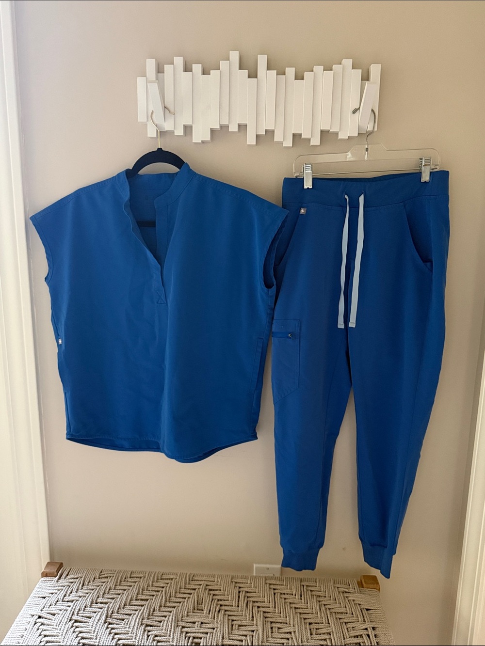 Figs Royal Blue Scrub Set Rafaela XS Top Zamora Jogger Pants XS Petite